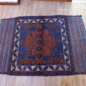 Persian Style Carpet - 134 x 90cm (second hand)