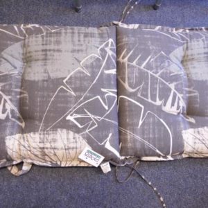 Black and white patio cushion - 100 x 50cm