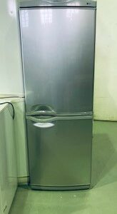 LG Fridge (Previously owned)