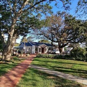 2 nights for 2 including breakfast - Eight Bells Mountain Inn - Garden Route