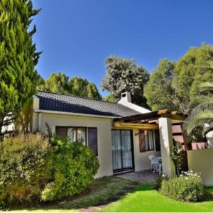 1 night midweek for 4 in a Golden Terrace - self catering - Montagu