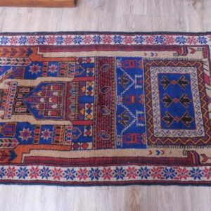 Persian Style Rug (Second Hand)  - 820 x 1.4