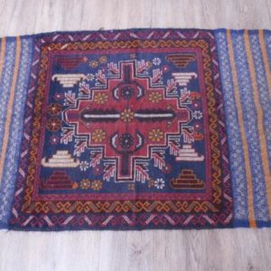 Persian Style Rug (Second Hand) - 1.35 x 850